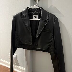 Zara Elegant Black Cropped Blazer